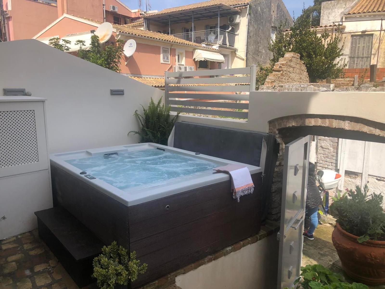 Anemomilos Jacuzzi Suite Corfu  Extérieur photo
