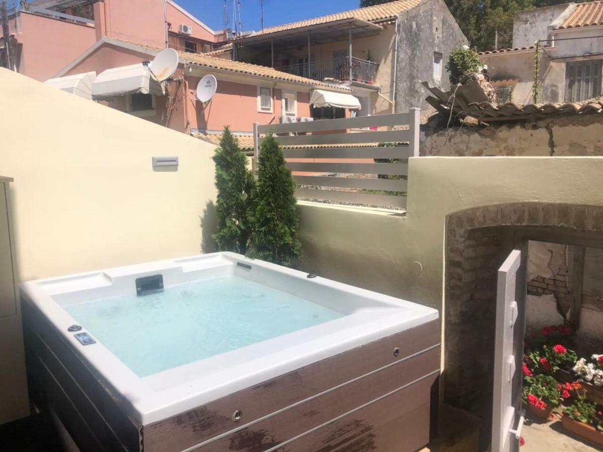 Anemomilos Jacuzzi Suite Corfu  Extérieur photo