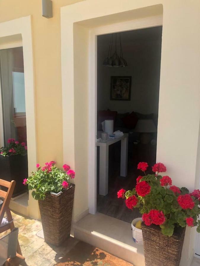 Anemomilos Jacuzzi Suite Corfu  Extérieur photo